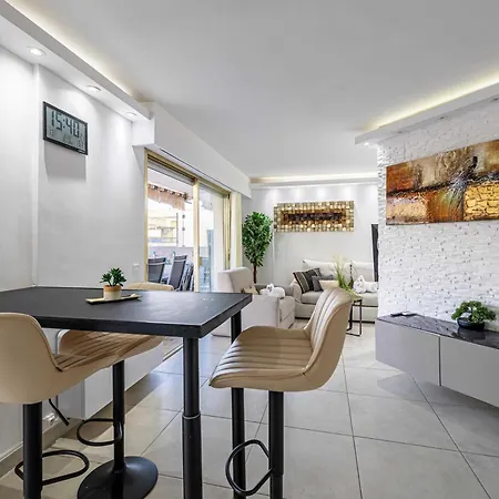 With Terrace And Sea View 2min From The Antibes